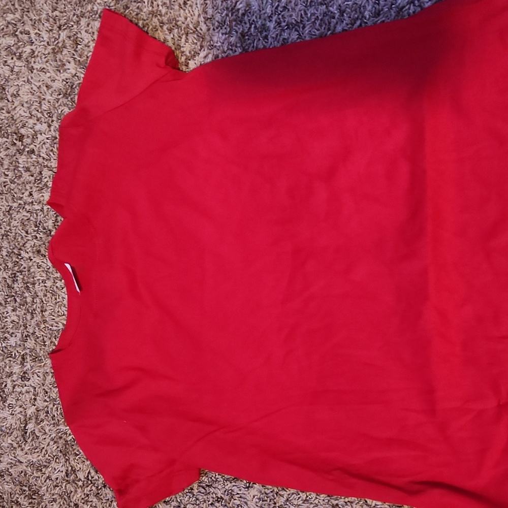 Hans plain red shirt